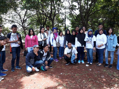 Kunjungan Sekolah Ke Monumen Pancasila Sakti